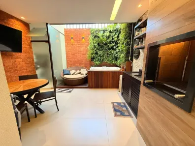 Casa com 3 Quartos à venda, 100m² no Novo Mundo, Uberlândia