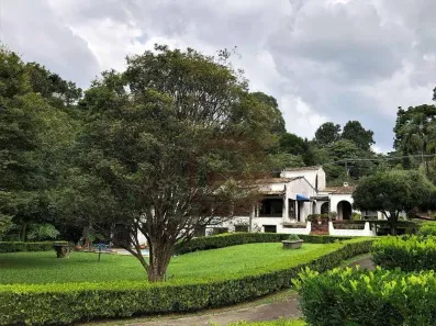 Casa com 4 Quartos à venda, 800m² no Chácaras do Refúgio-Granja Viana, Cotia