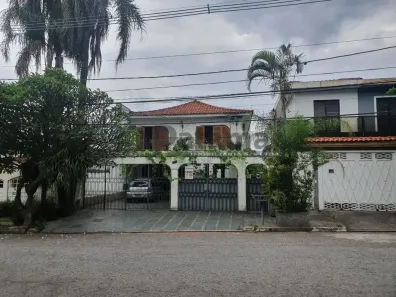 Sobrado com 4 Quartos à venda, 263m² no Jardim Londrina, São Paulo
