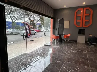 Galpão/Depósito/Armazém à venda, 2100m² no Cambuci, São Paulo
