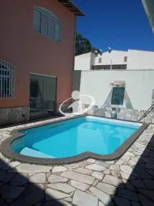 Casa com 4 Quartos à venda, 324m² no Centro, Uberlândia