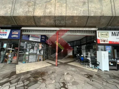 Ponto Comercial para alugar, 75m² no São Geraldo, Porto Alegre