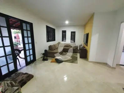 Casa com 4 Quartos à venda, 220m² no Itaipu, Niterói