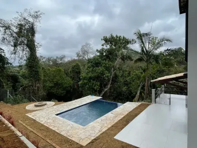 Sobrado com 4 Quartos à venda, 315m² no Chácara Moinho Velho, Carapicuíba