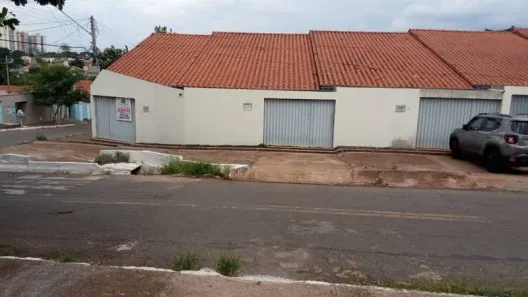 Casa com 9 Quartos à venda, 70m² no Setor Pedro Ludovico, Goiânia