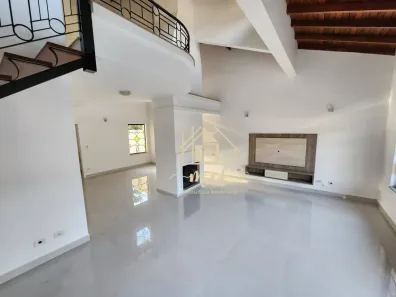 Casa de Condomínio com 3 Quartos para alugar, 190m² no Vila Santista, Atibaia
