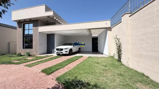 Casa de Condomínio com 3 Quartos à venda, 160m² no Grand Ville, Uberlândia