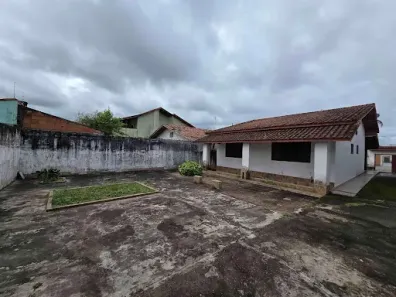 Casa com 3 Quartos à venda, 120m² no Balneário Stella Maris, Peruíbe