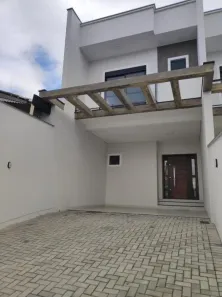 Sobrado com 3 Quartos à venda, 141m² no Bom Retiro, Joinville