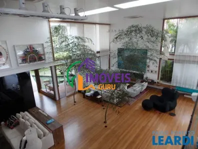 Casa com 4 Quartos à venda, 750m² no Chácara Monte Alegre, São Paulo