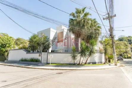 Casa com 3 Quartos à venda, 125m² no Mata Paca, Niterói