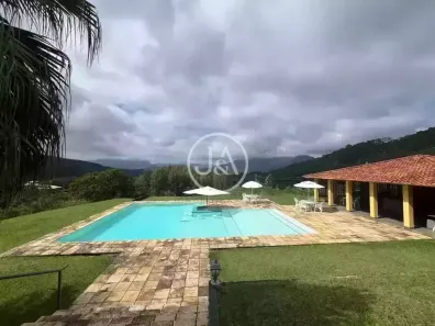 Casa com 6 Quartos à venda, 1000m² no Araras, Petrópolis