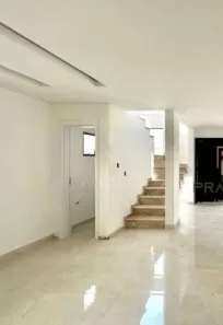 Sobrado com 3 Quartos à venda, 138m² no Campo Comprido, Curitiba