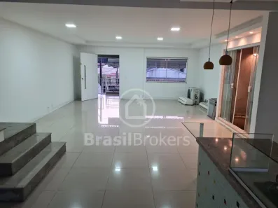 Casa de Condomínio com 5 Quartos à venda, 206m² no Anil, Rio de Janeiro