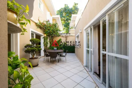 Casa com 4 Quartos à venda, 300m² no Vila Clementino, São Paulo