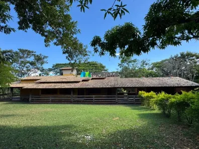 Fazenda/Sítio com 1 Quarto à venda, 165m² no Área Rural de Curvelo, Curvelo