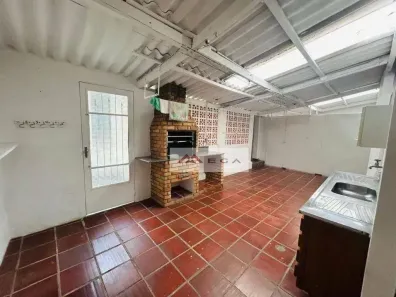 Casa com 2 Quartos à venda, 135m² no Vila Joaquim Inácio, Campinas
