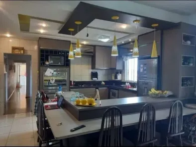 Sobrado com 7 Quartos à venda, 300m² no Jardim Terras do Sul, São José dos Campos