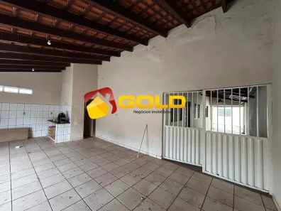 Casa com 3 Quartos à venda, 150m² no Laranjeiras, Uberlândia