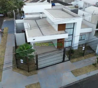 Casa com 3 Quartos à venda, 113m² no Jardim Monte Rei, Maringá