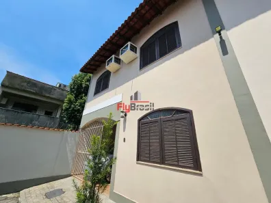 Casa com 2 Quartos à venda, 87m² no Califórnia, Nova Iguaçu