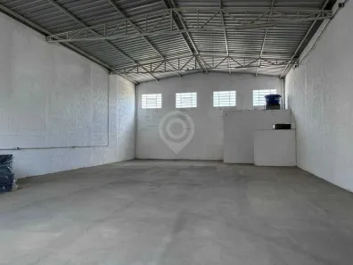 Galpão/Depósito/Armazém para alugar, 185m² no Vila Rita, Itatiba