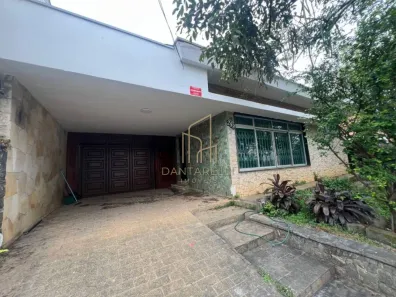 Casa com 3 Quartos à venda, 342m² no Bosque da Saúde, São Paulo