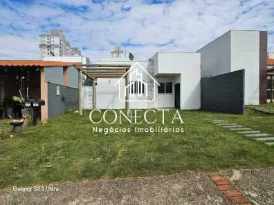 Casa de Condomínio com 3 Quartos à venda, 100m² no Laranjeiras, Uberlândia