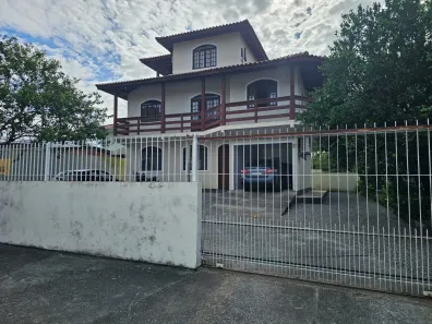 Casa com 4 Quartos à venda, 300m² no Ponte do Imaruim, Palhoça