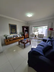 Casa com 3 Quartos à venda, 204m² no Plano Diretor Sul, Palmas