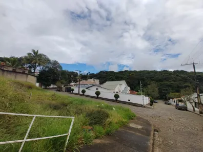 Lote/Terreno à venda, 400m² no Solar dos Lagos, São Lourenço