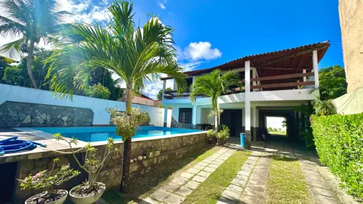 Casa com 4 Quartos para alugar, 660m² no Itapuã, Salvador