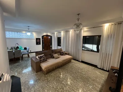 Sobrado com 3 Quartos à venda, 260m² no Vila Santa Clara, São Paulo