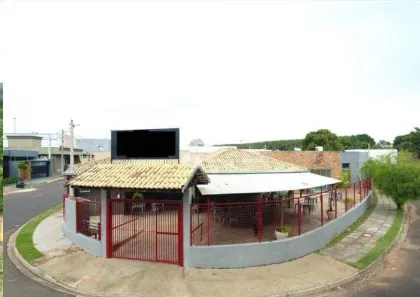 Ponto Comercial à venda, 234m² no Leonor, Guapiaçu