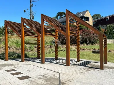 Lote/Terreno à venda, 670m² no Pórtico, Gramado
