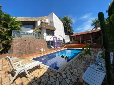 Sobrado com 4 Quartos à venda, 600m² no Quebec, Londrina