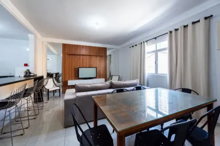 Casa com 3 Quartos para alugar, 138m² no Gonzaga, Santos