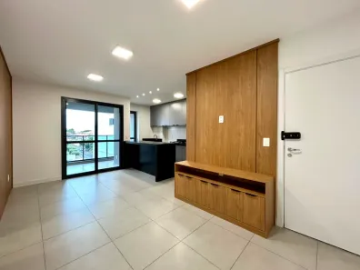 Apartamento com 2 Quartos para alugar, 88m² no Santa Rosa, Cuiabá