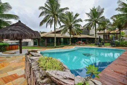 Sobrado com 9 Quartos à venda, 1361m² no Barrio Flórida, Peruíbe