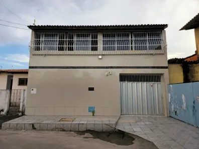 Casa com 4 Quartos à venda, 187m² no Itaperi, Fortaleza