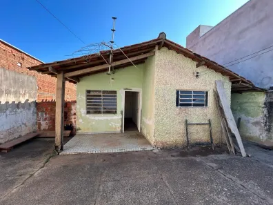Casa com 2 Quartos à venda, 95m² no Vila Trinta e Um de Março, Campinas