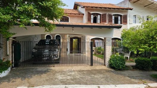 Casa de Condomínio com 4 Quartos à venda, 225m² no Vila Moraes, São Paulo