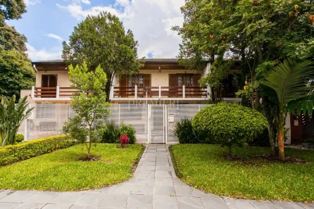 Sobrado com 3 Quartos à venda, 225m² no Ahú, Curitiba