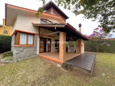 Casa com 3 Quartos para alugar, 166m² no Campeche, Florianópolis