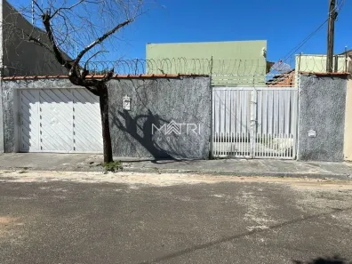 Imóvel Comercial com 2 Quartos à venda, 160m² no Parque Residencial Iguatemi, Araraquara
