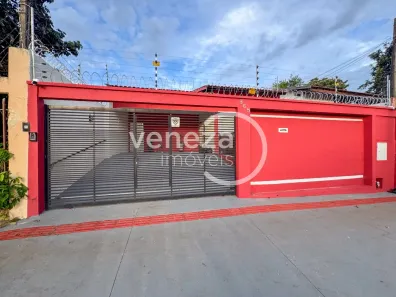 Casa com 3 Quartos para alugar, 172m² no Califórnia, Londrina