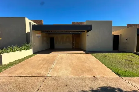 Casa de Condomínio com 3 Quartos para alugar, 160m² no Fazenda Santa Maria, Cravinhos