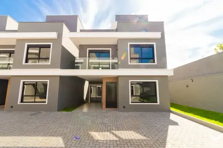 Casa com 3 Quartos para alugar, 135m² no Santa Felicidade, Curitiba