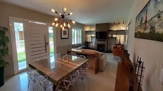 Casa com 5 Quartos à venda, 300m² no Sambaqui, Florianópolis
