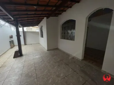 Casa com 7 Quartos à venda, 400m² no Jardim Laguna, Contagem